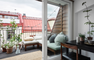Превратите свой балкон в уютную зону отдыха: советы