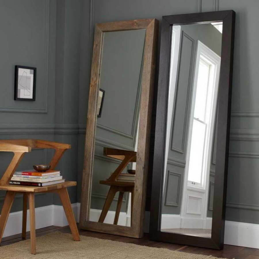 Напольное зеркало: новый тренд в интерьерном дизайне и его особенности